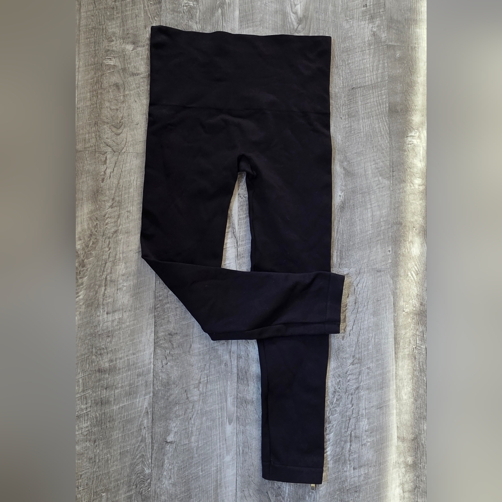 SPANX Black Leggings with Gold Zipper - Picture 4 of 4